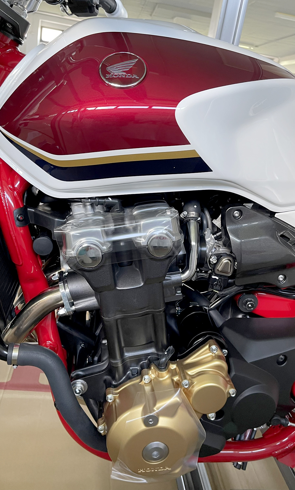 Động cơ 1300cc Honda CB1300SF 2022